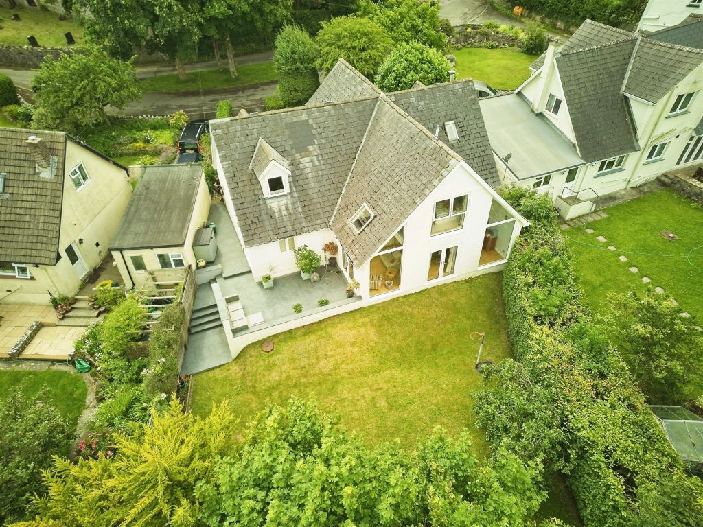 Property photo 1 of 27