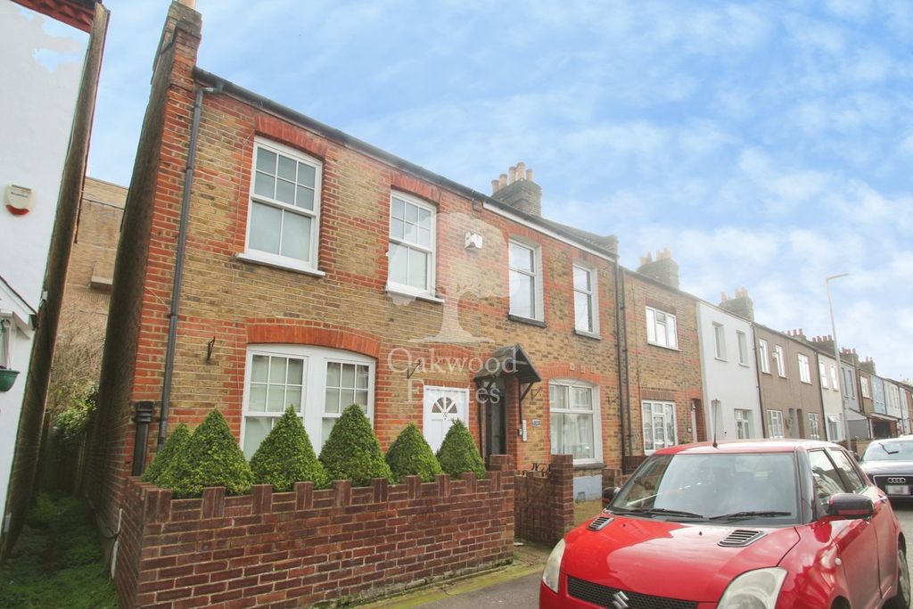 Property photo 1 of 24