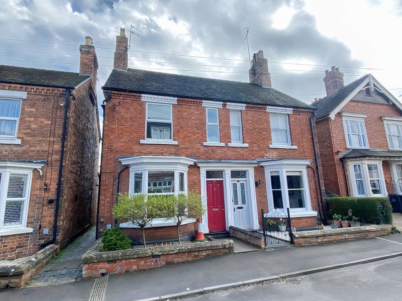 Property photo 1 of 22 Front Aspect