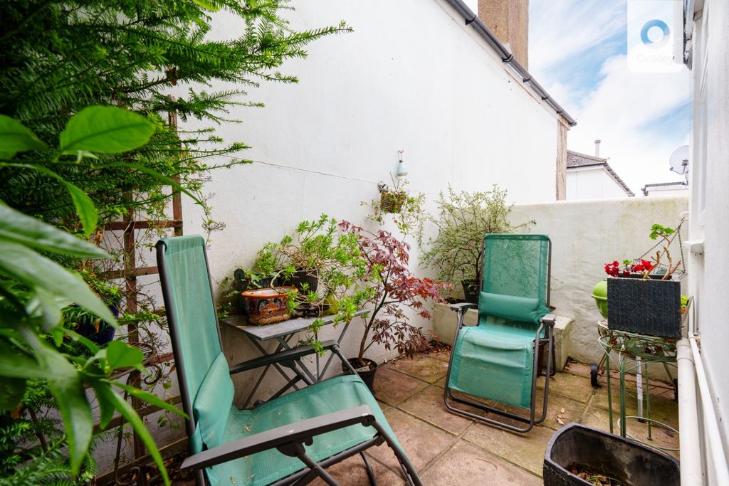 Property photo 2 of 20 3372985