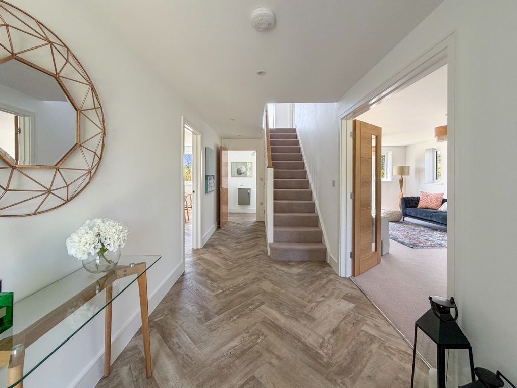 Property photo 3 of 21 5134014