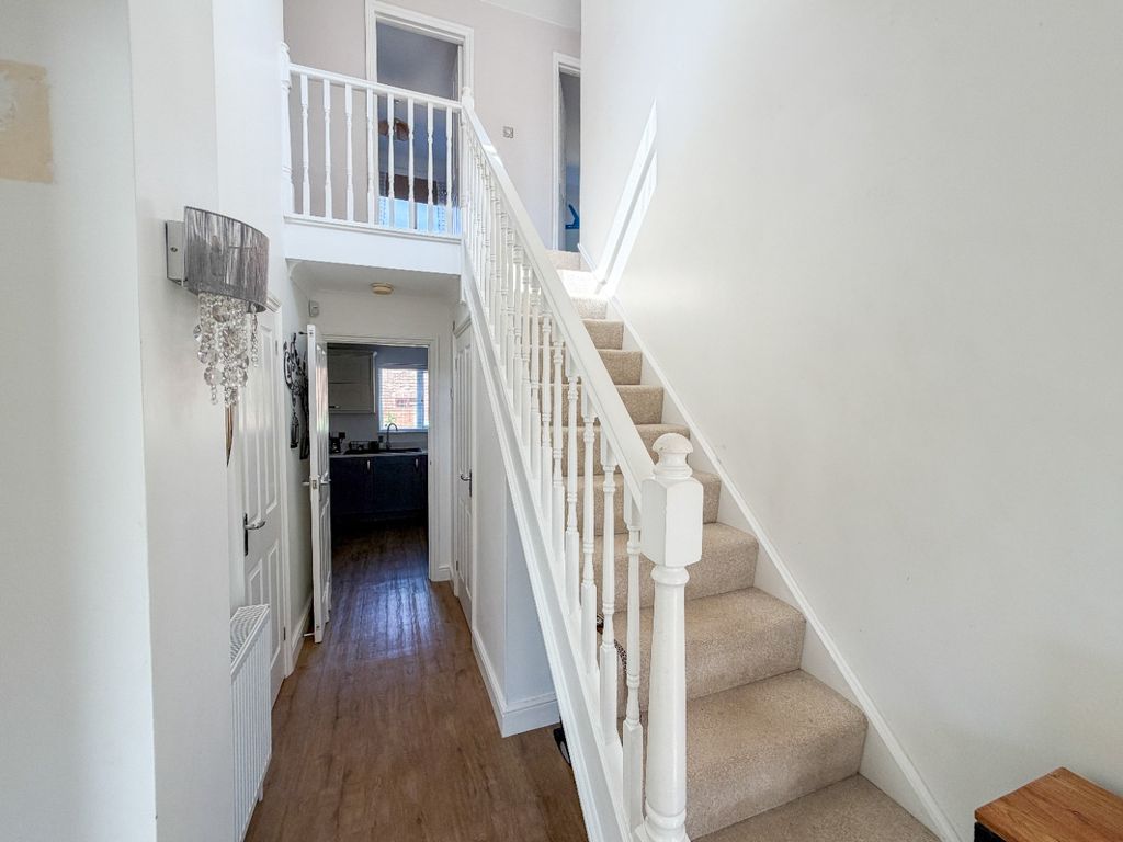 Property photo 2 of 21 5374223