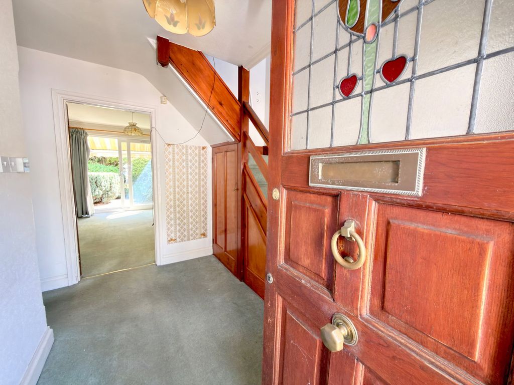 Property photo 2 of 16