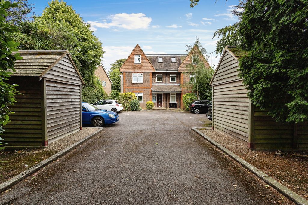 Property photo 1 of 14 Photography