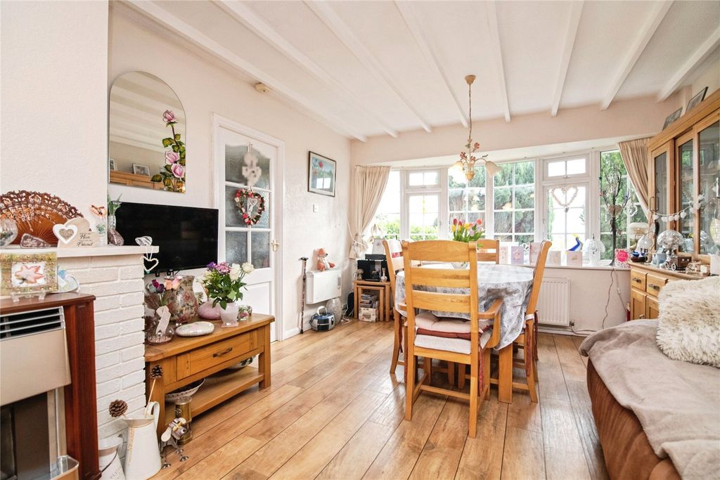 Property photo 3 of 24 Picture No. 25