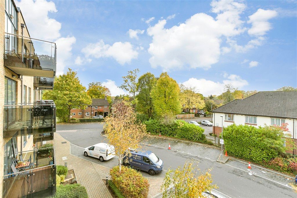 Property photo 2 of 16 Balcony / Terrace