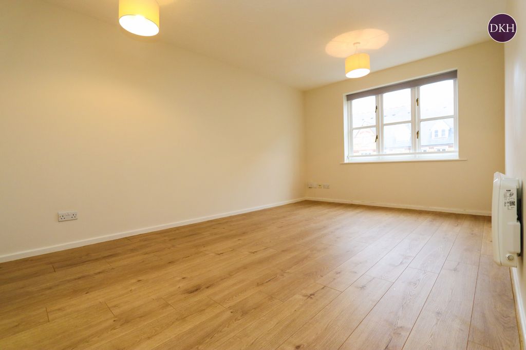 Property photo 2 of 10 Photo 04