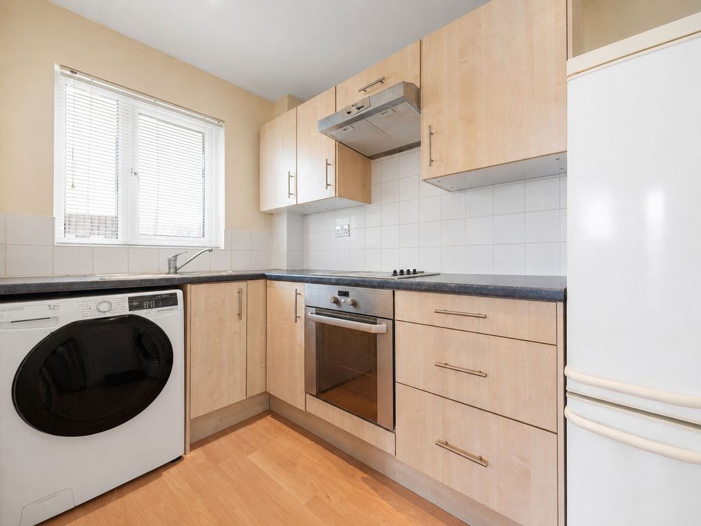Property photo 2 of 7