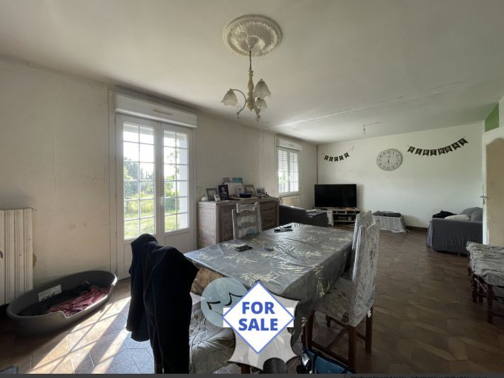Property photo 2 of 6