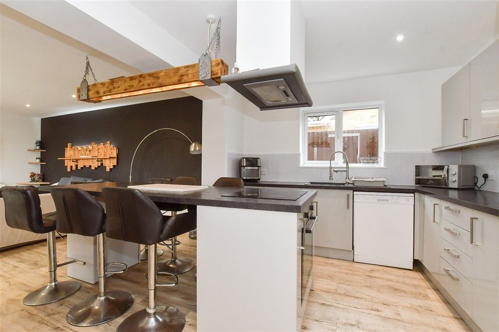 Property photo 3 of 16 Lounge/ Diner/ Kitchen