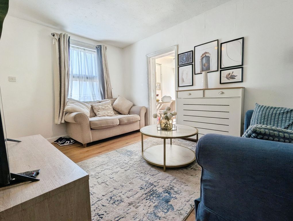 Property photo 2 of 17 Floorplan