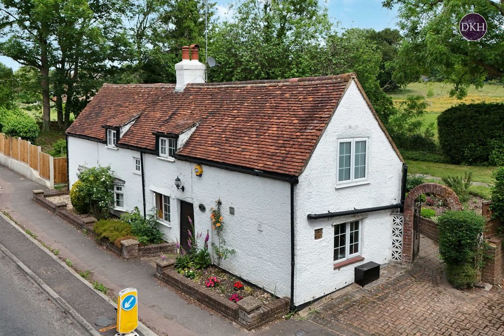 Property photo 1 of 17 Picture No. 01