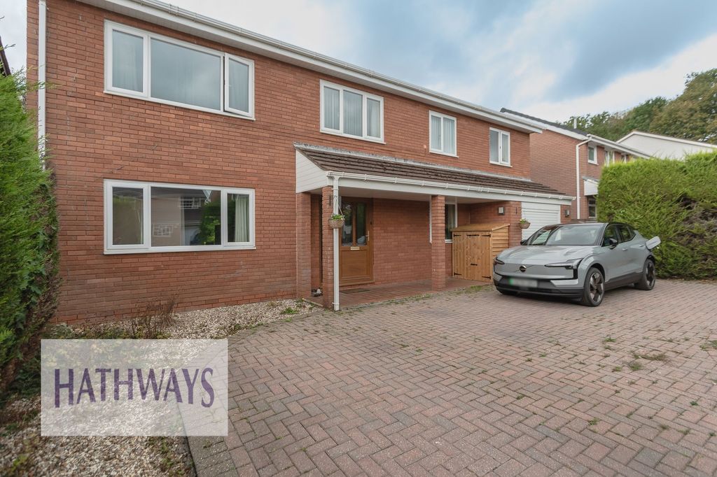 Property photo 1 of 34