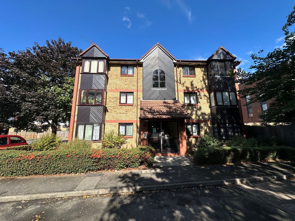 Property photo 1 of 6