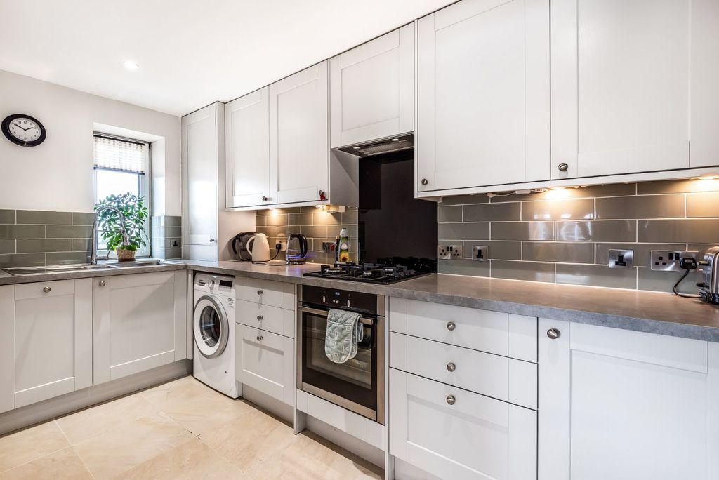 Property photo 2 of 15 Picture No. 05