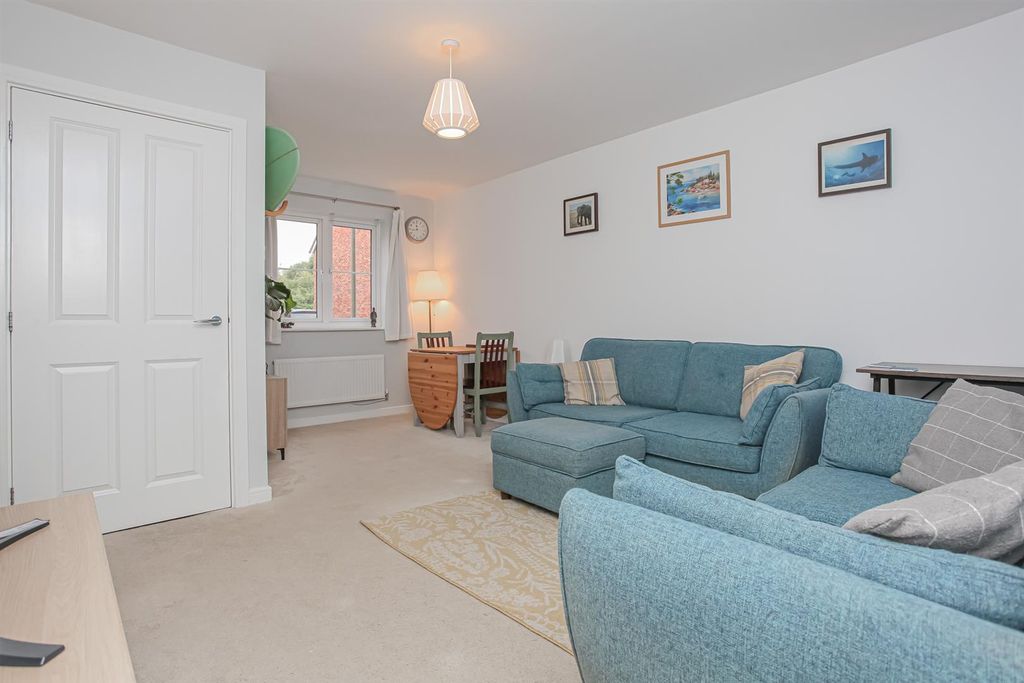 Property photo 3 of 19 Img_1102.Jpg