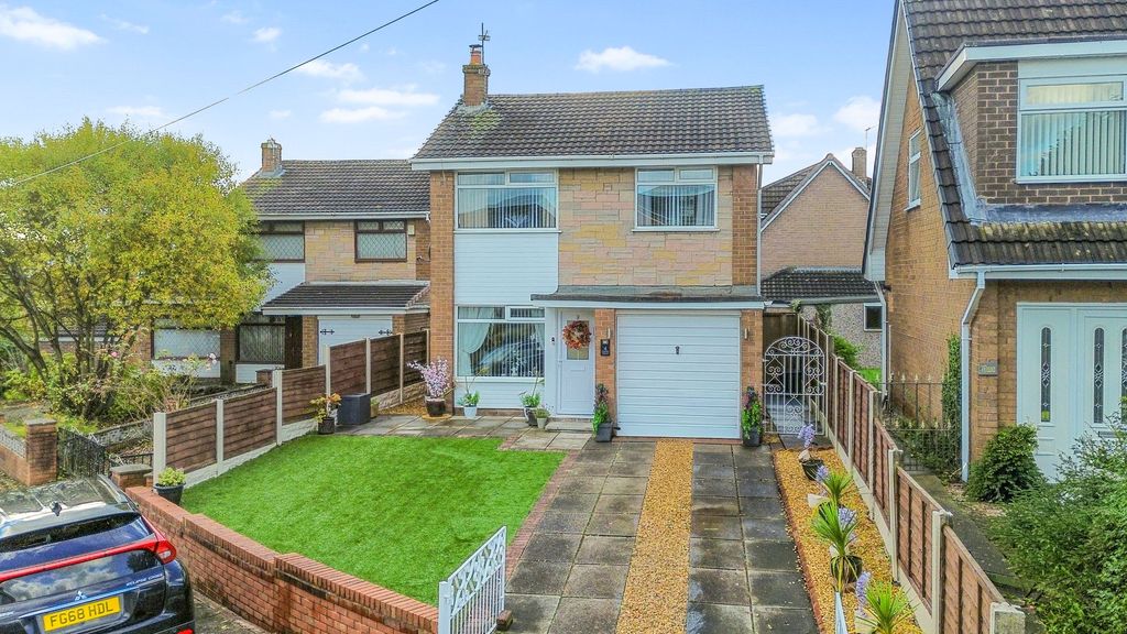 Property photo 1 of 36