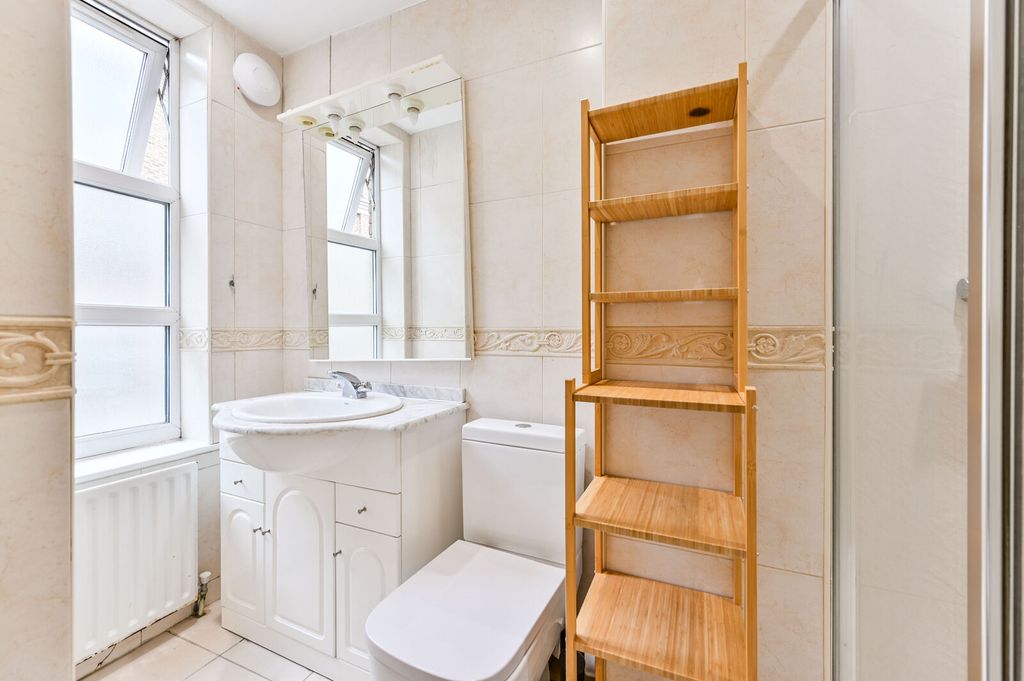 Property photo 2 of 22