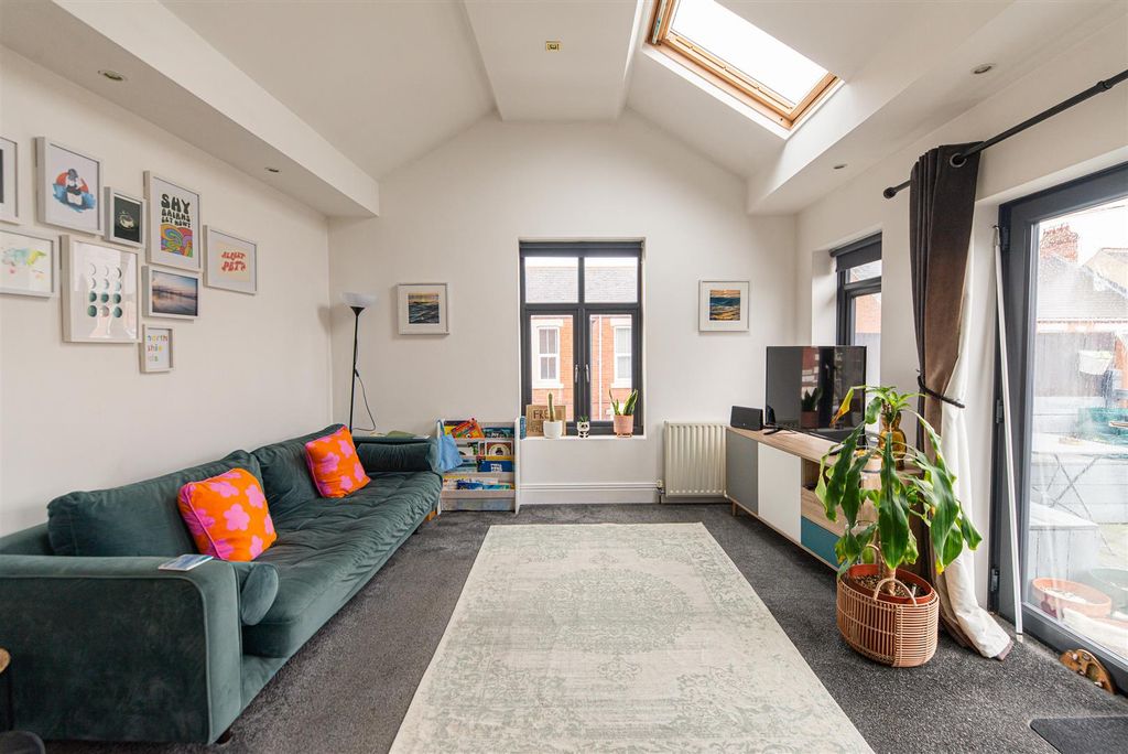 Property photo 2 of 33 Obp_2570.Jpg