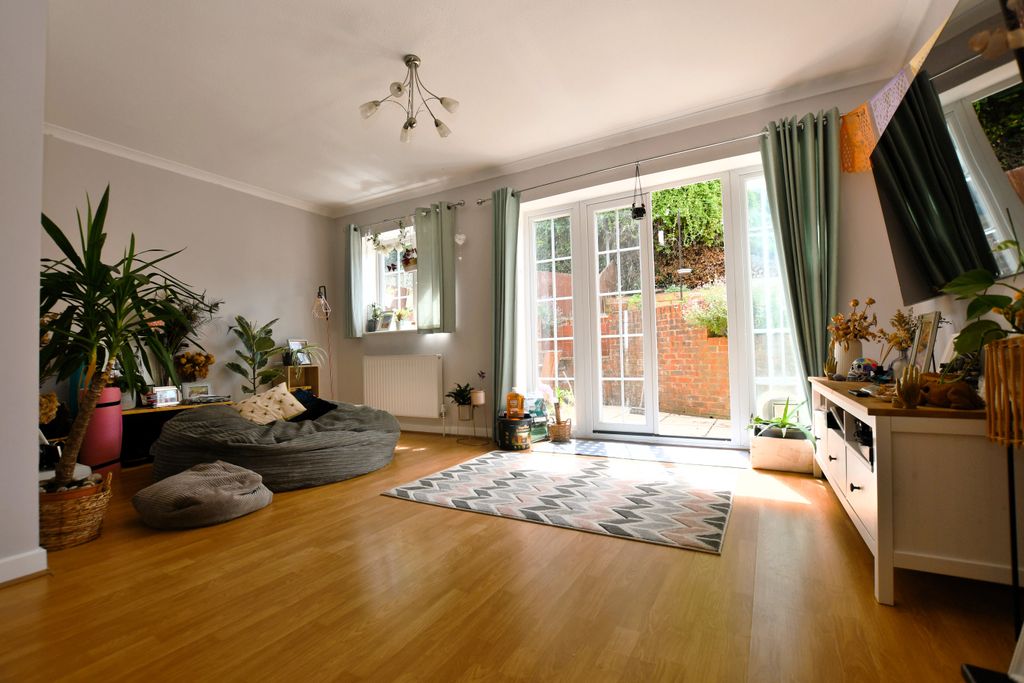 Property photo 1 of 26 6