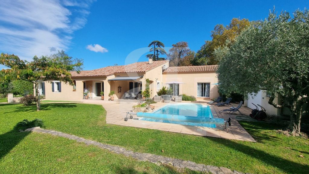 Property photo 1 of 30