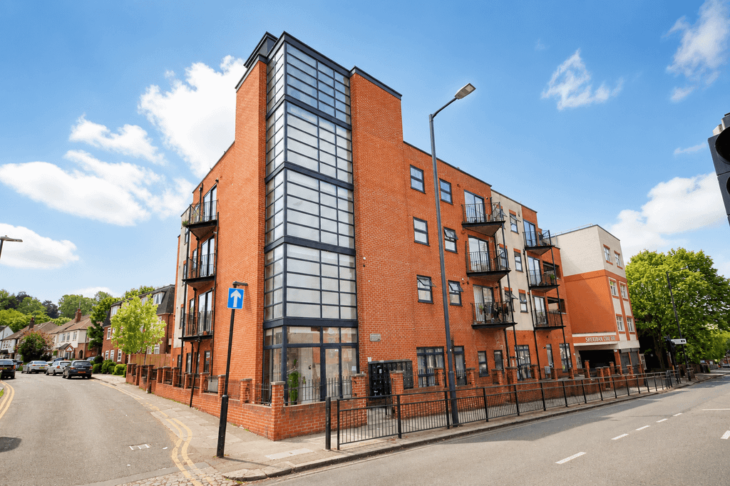Property photo 1 of 7 Northolt Road, Harrow, Middlesex Ha2