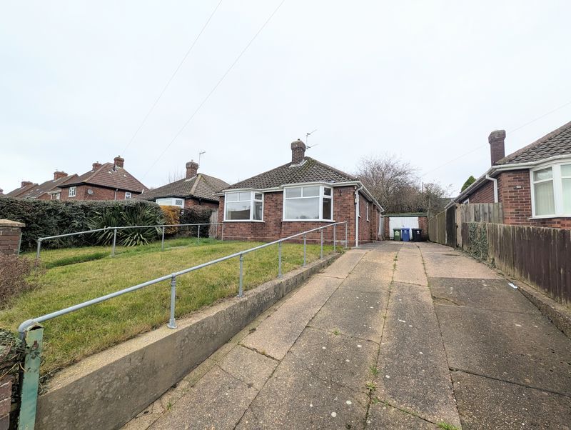 Property photo 1 of 11 Front