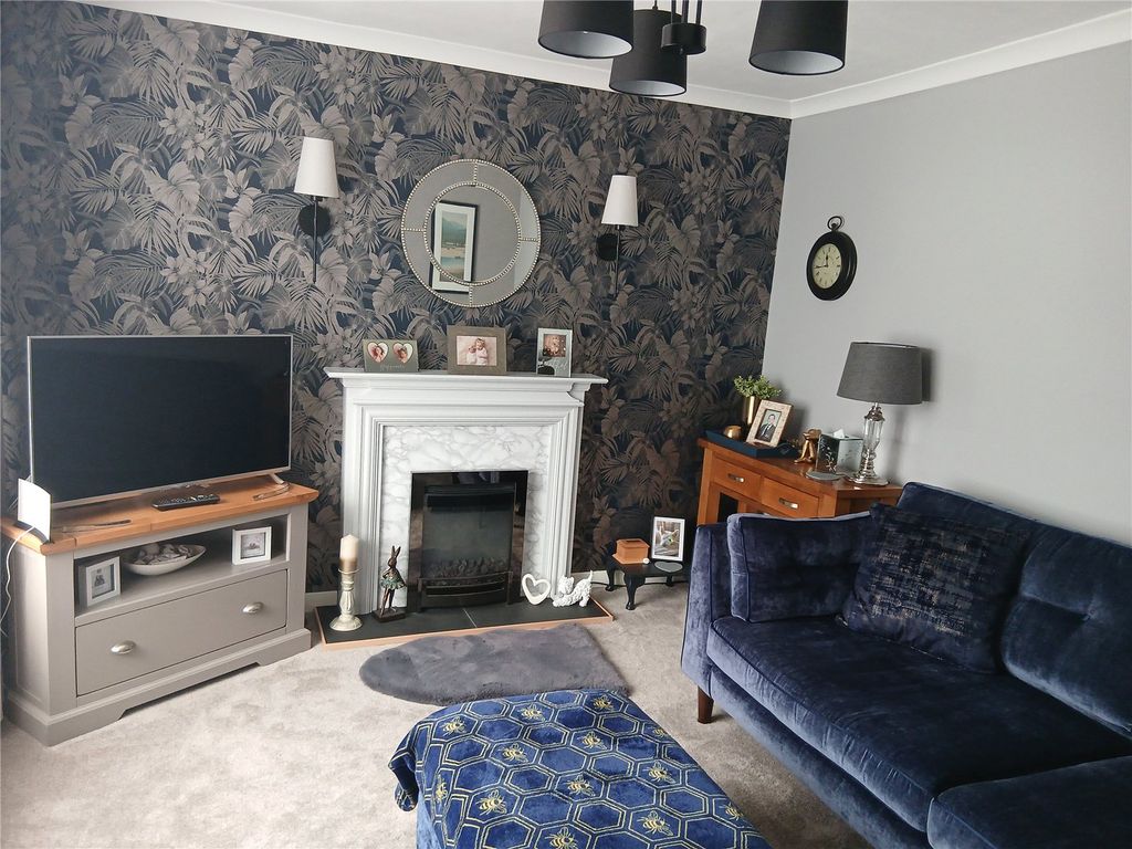 Property photo 3 of 25 Picture No. 32