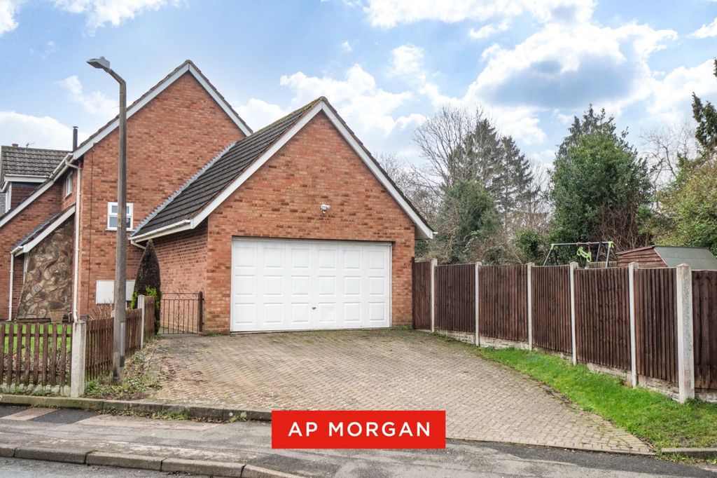 Property photo 2 of 19 Picture No. 03