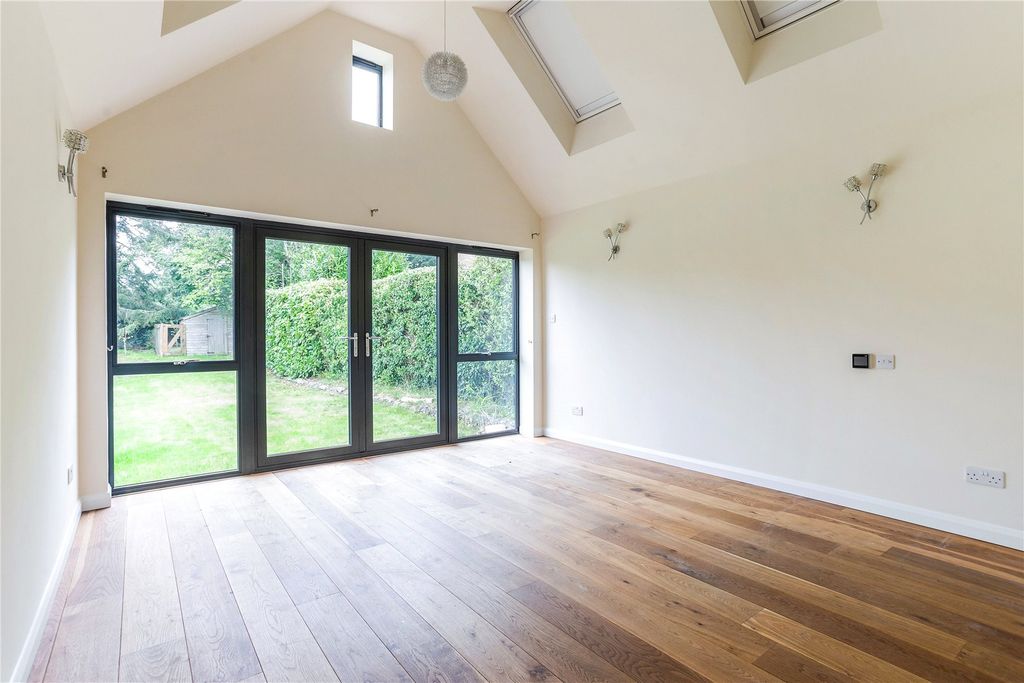 Property photo 3 of 10 Picture No. 07