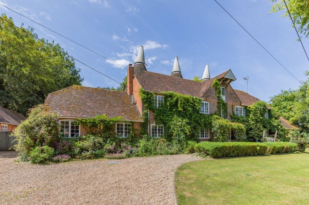 Property photo 1 of 22 Kenfield Oast