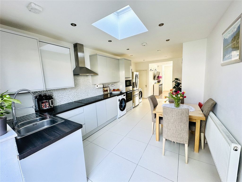 Property photo 1 of 18 Picture No. 15