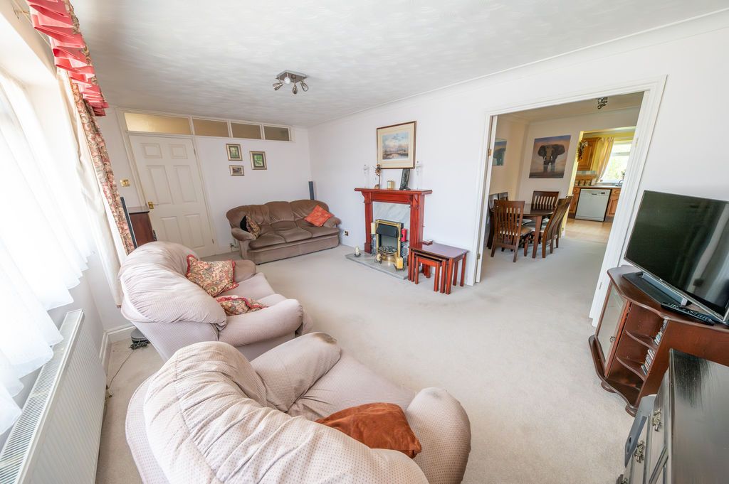 Property photo 2 of 16 Photo 6