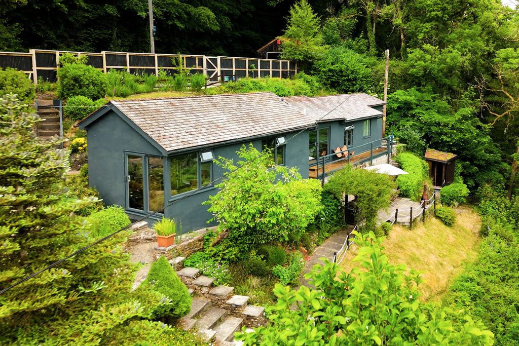 Property photo 1 of 34