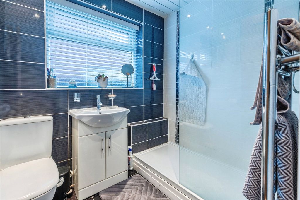 Property photo 3 of 18 Picture No. 20