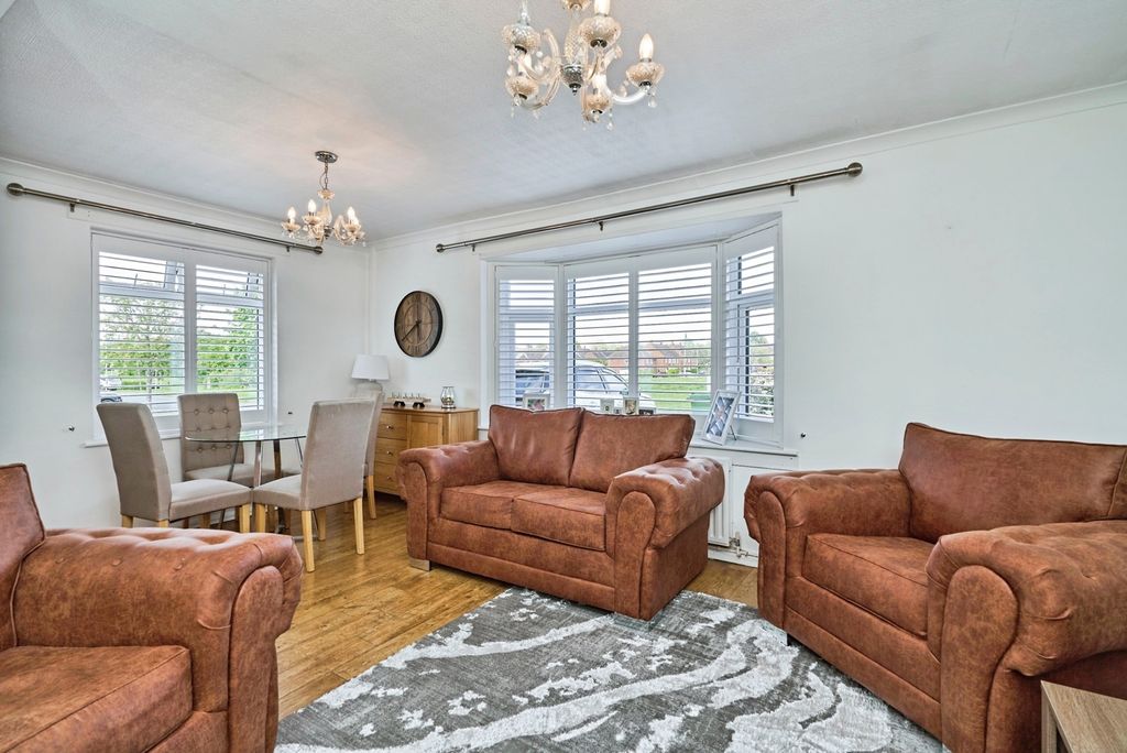 Property photo 2 of 13 Lounge/Dining Room