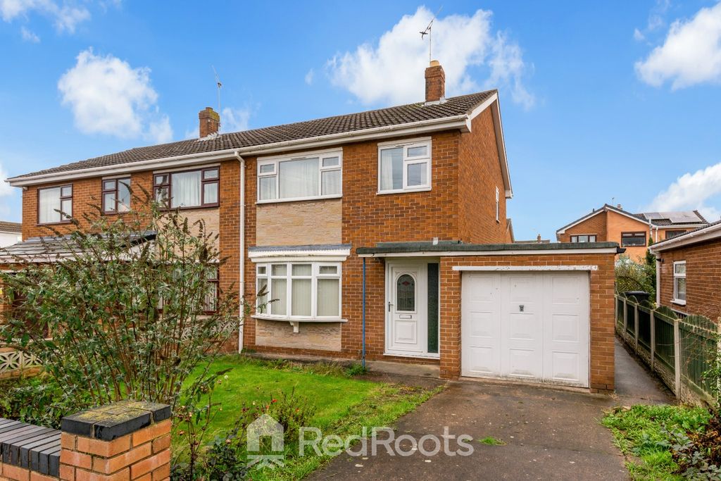 Property photo 1 of 27 4669150