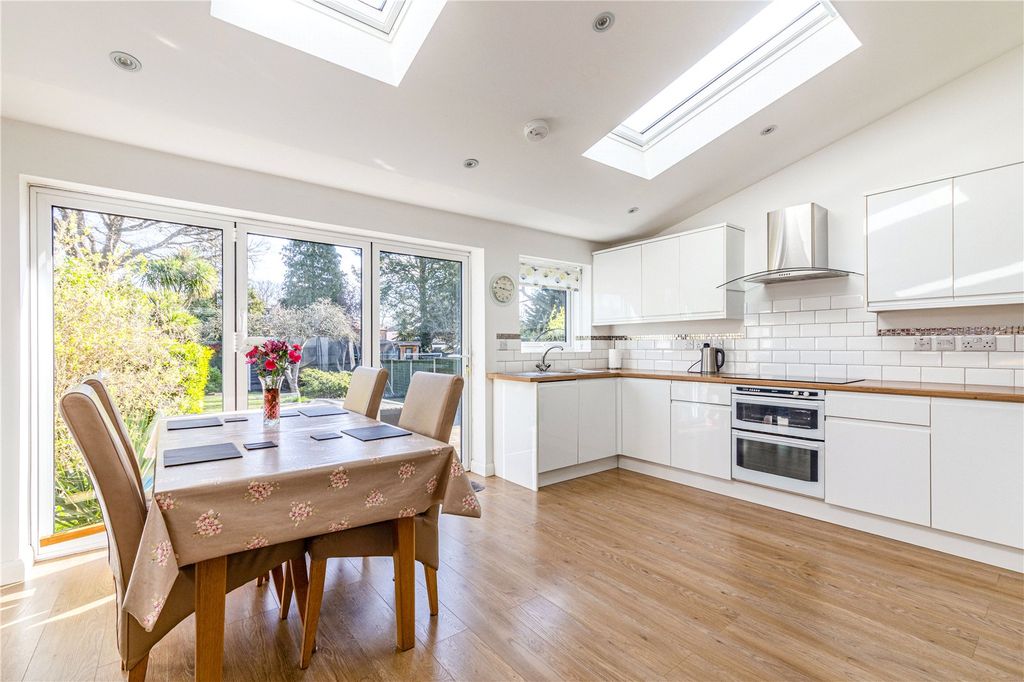 Property photo 3 of 24 Picture No. 19