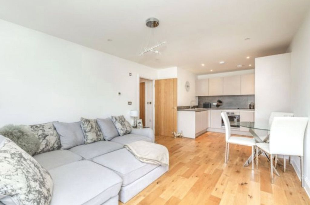 Property photo 2 of 9 Picture No. 11