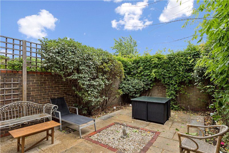 Property photo 2 of 12 Picture No. 11