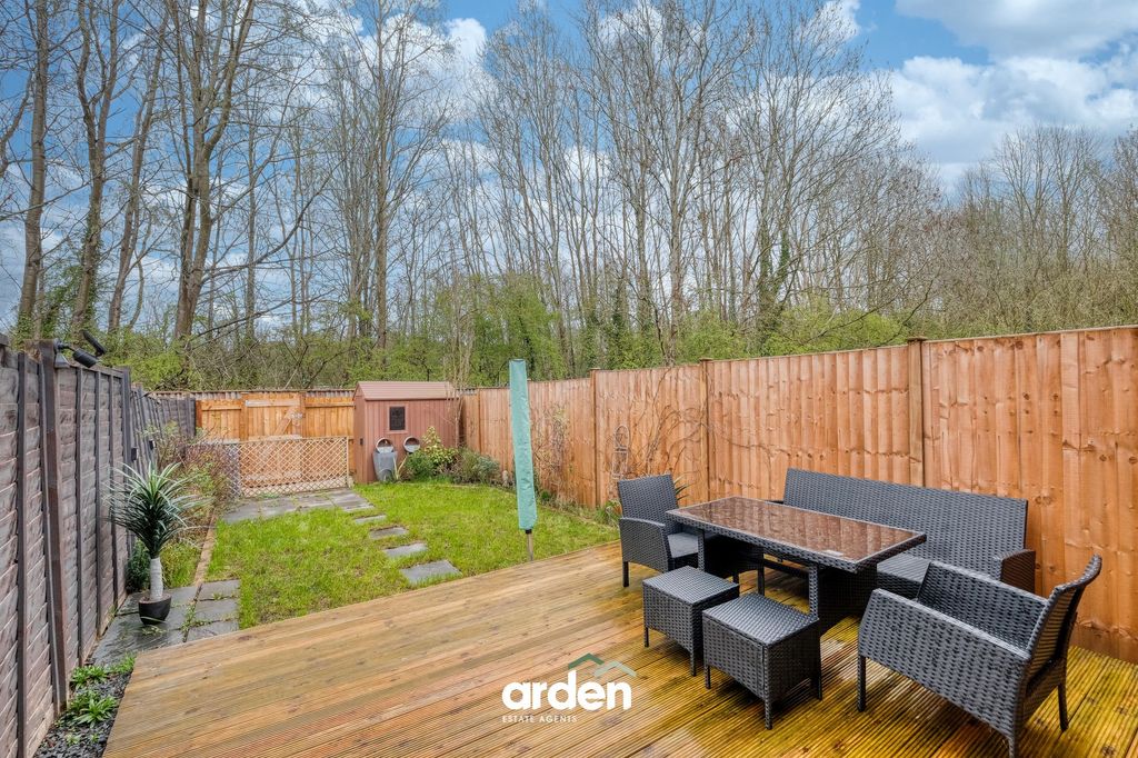 Property photo 2 of 9