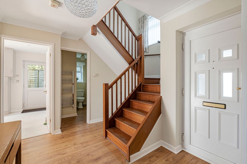 Property photo 3 of 18