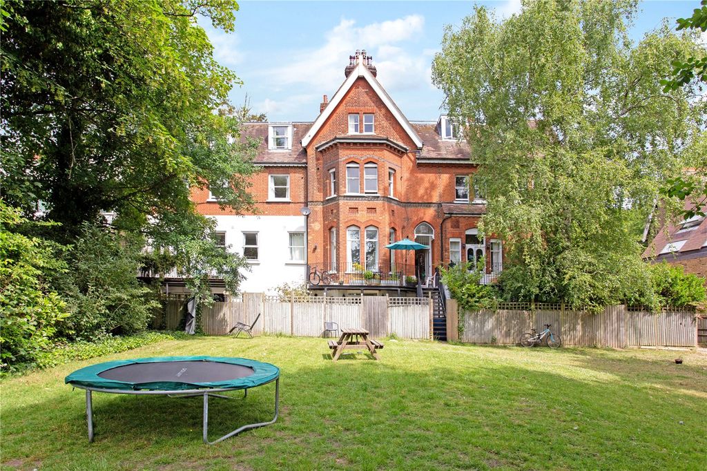 Property photo 2 of 12 Picture No. 19