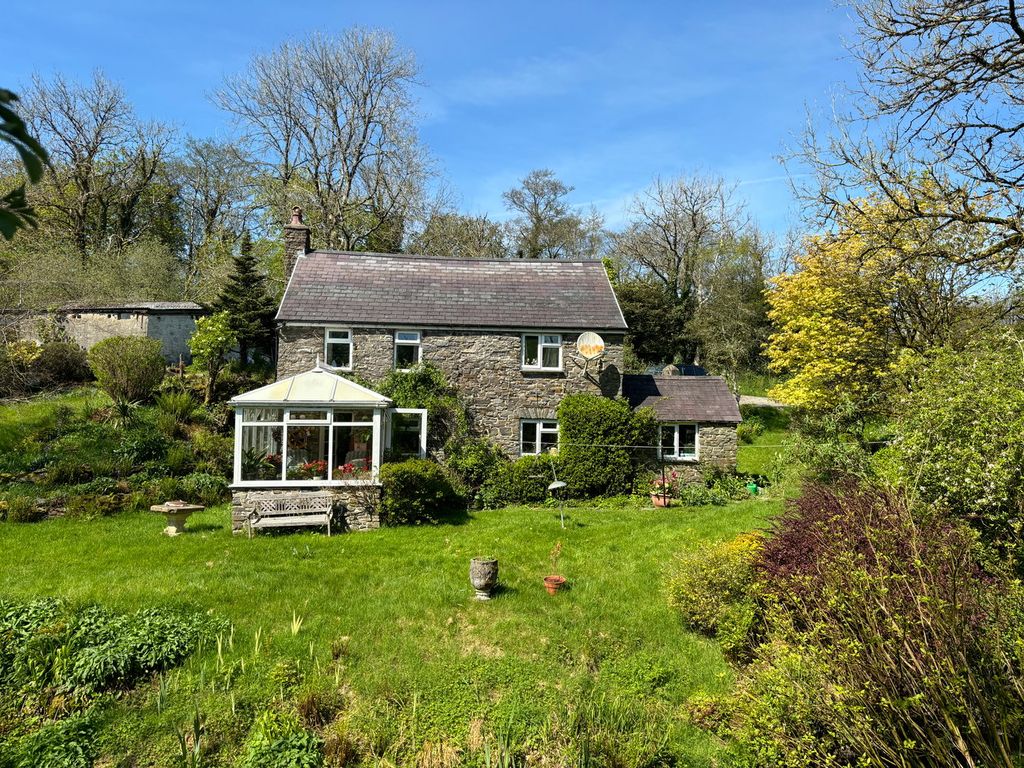Property photo 1 of 24