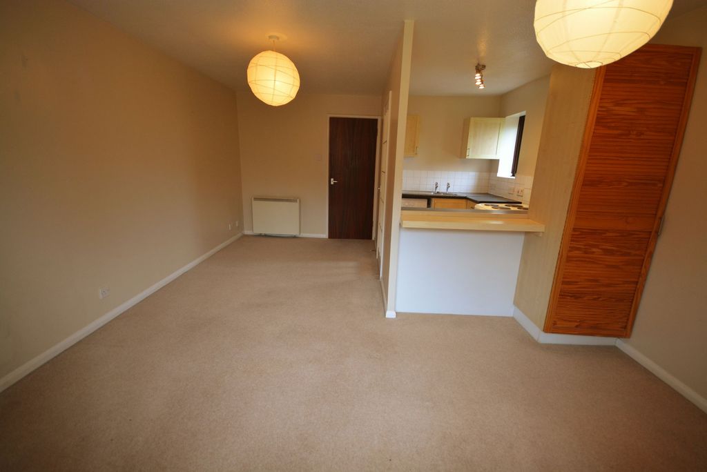Property photo 2 of 11 Photo 9