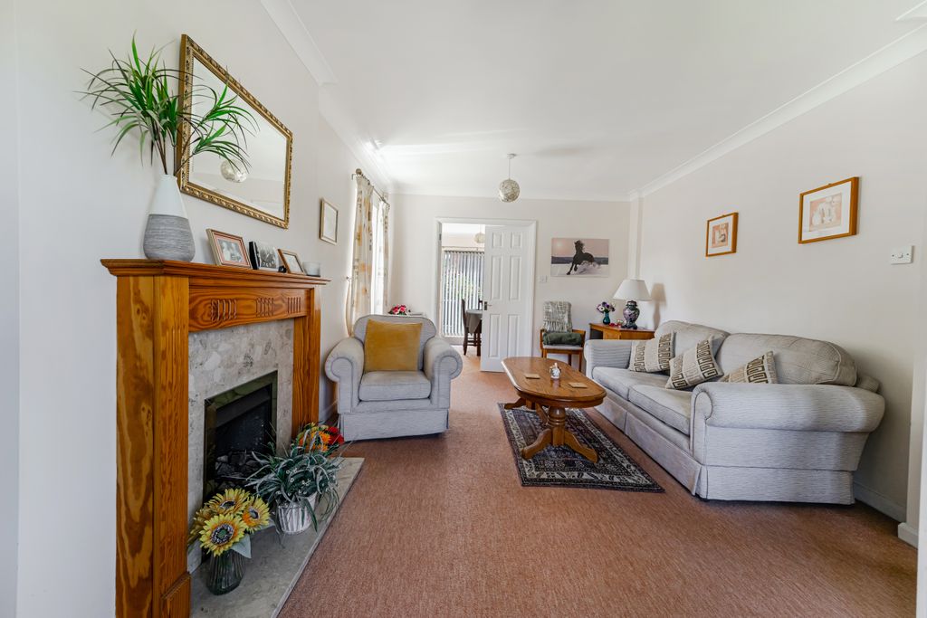 Property photo 3 of 23 Gallery