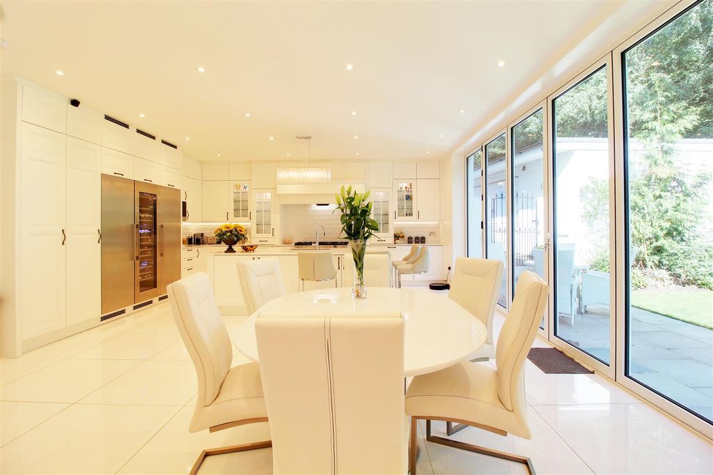 Additional image 35 of 5 bed detached house for saleDixons Hill Close, North Mymms AL9