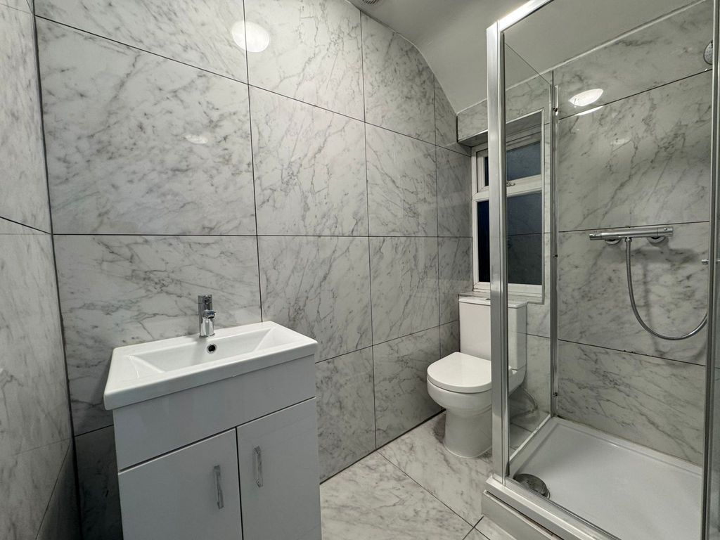 Property photo 2 of 3 Gallery