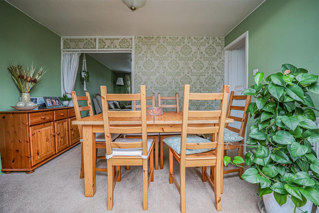 Property photo 3 of 23 980A4768-1.Png