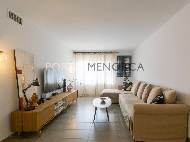 Property photo 1 of 42